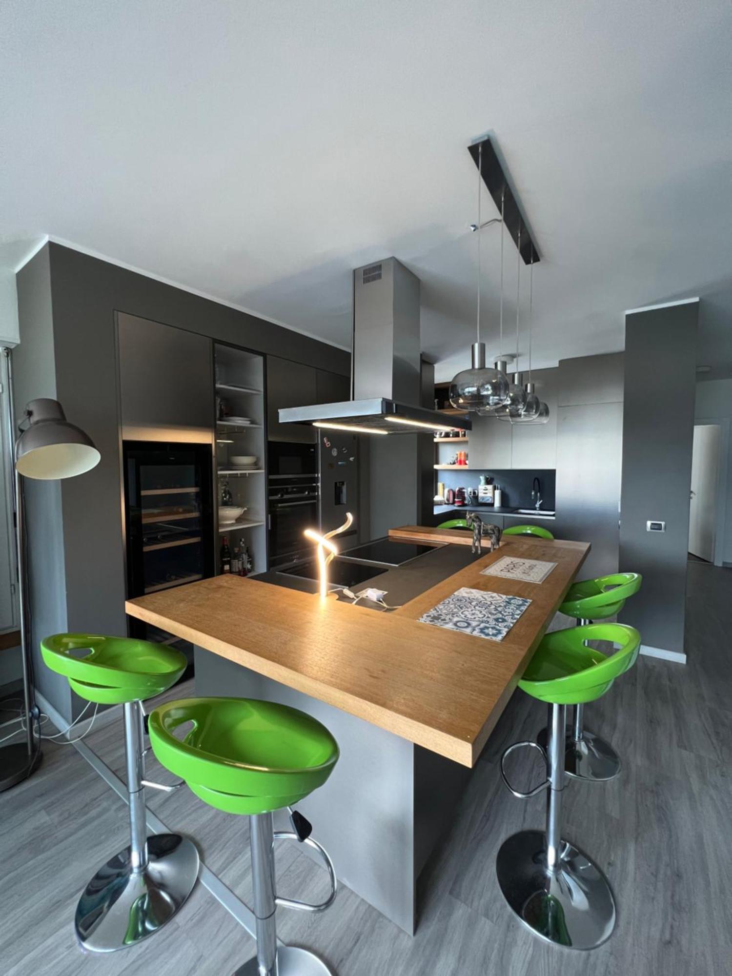 Lugano Lido - Modern And Cozy 2 Bedroom 2 Bathroom Apartment With Top Masterchef Kitchen At The Lugano Lido Touristic And Convention Area. Luaran gambar